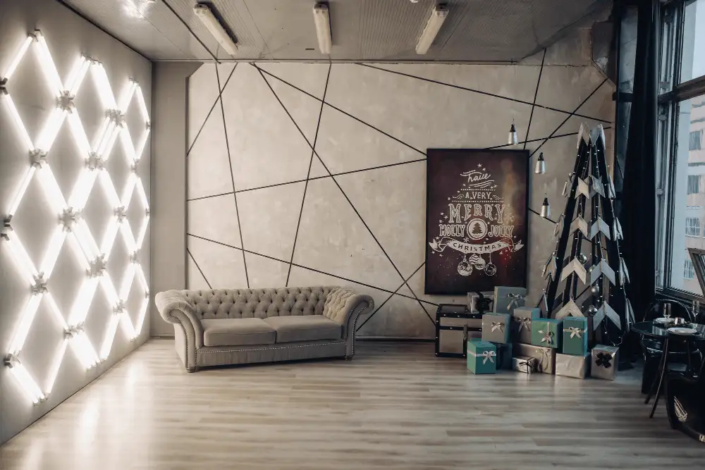 Studio apartment with two-tone wall design
